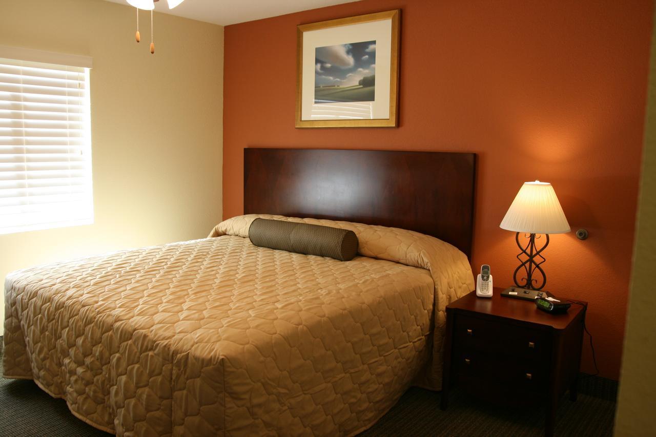 Affordable Suites Мурсвилл Экстерьер фото